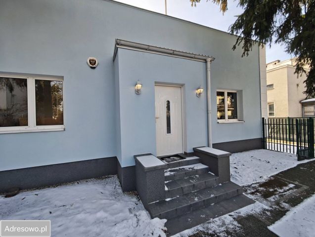 bliźniak, 3 pokoje Warszawa Wawer, ul. 27 Grudnia. Zdjęcie 1