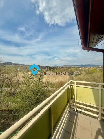 Mieszkanie 3-pokojowe Jelenia Góra, ul. Obrońców Pokoju. Zdjęcie 12