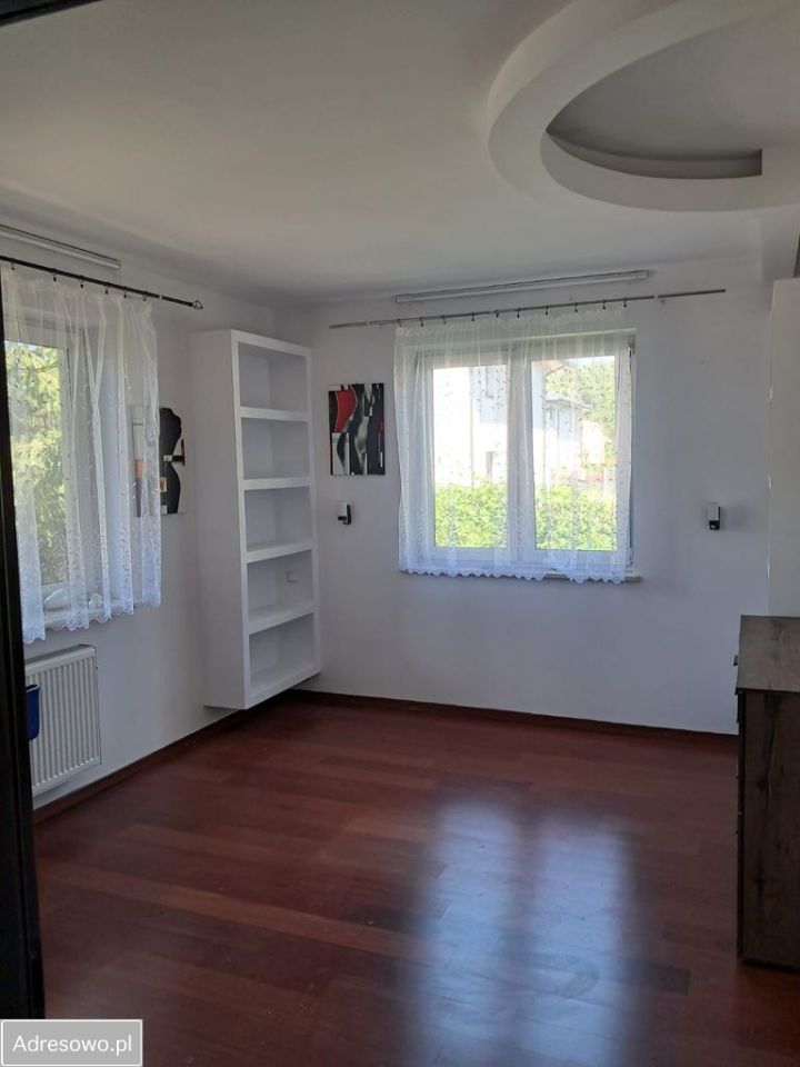 dom wolnostojący, 5 pokoi Grodzisk Mazowiecki. Zdjęcie 8