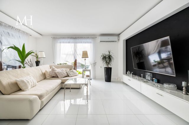 dom wolnostojący, 4 pokoje Rąbień. Zdjęcie 3