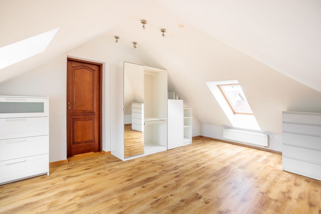 dom wolnostojący, 5 pokoi Borowa Góra, ul. Długa. Zdjęcie 9