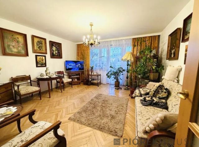 Mieszkanie 4-pokojowe Warszawa Ursynów, ul. Puszczyka. Zdjęcie 1