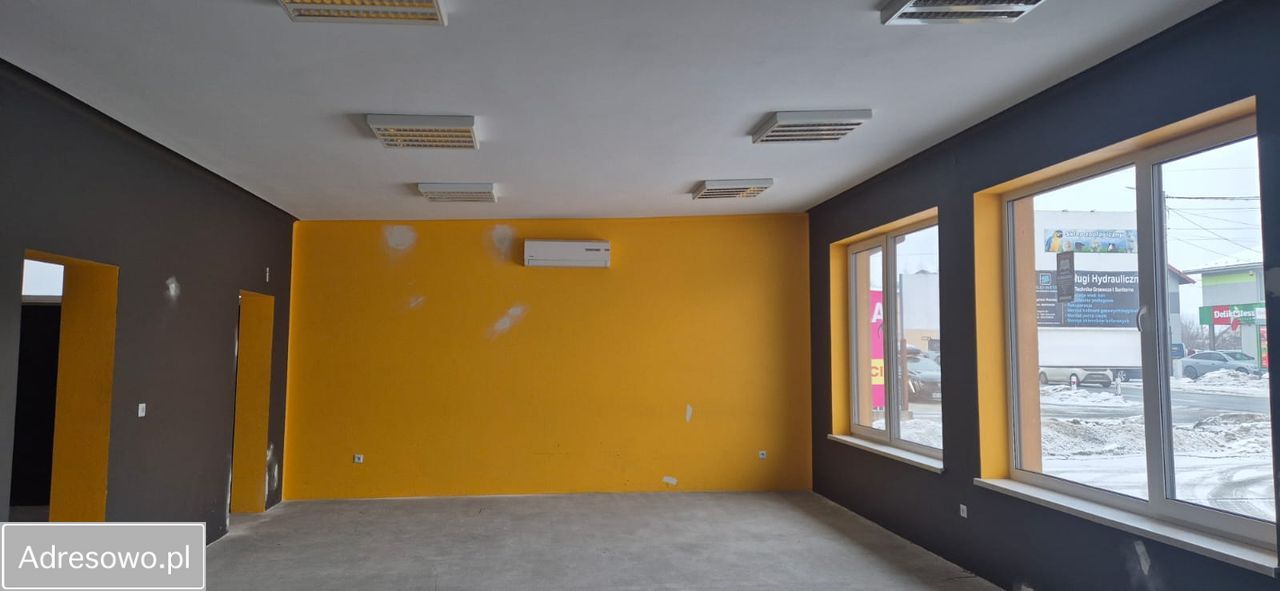Lokal Gromnik, ul. Krynicka. Zdjęcie 2