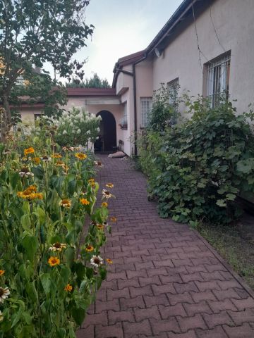 dom wolnostojący, 3 pokoje Warszawa Rembertów, ul. Arsenalska. Zdjęcie 1