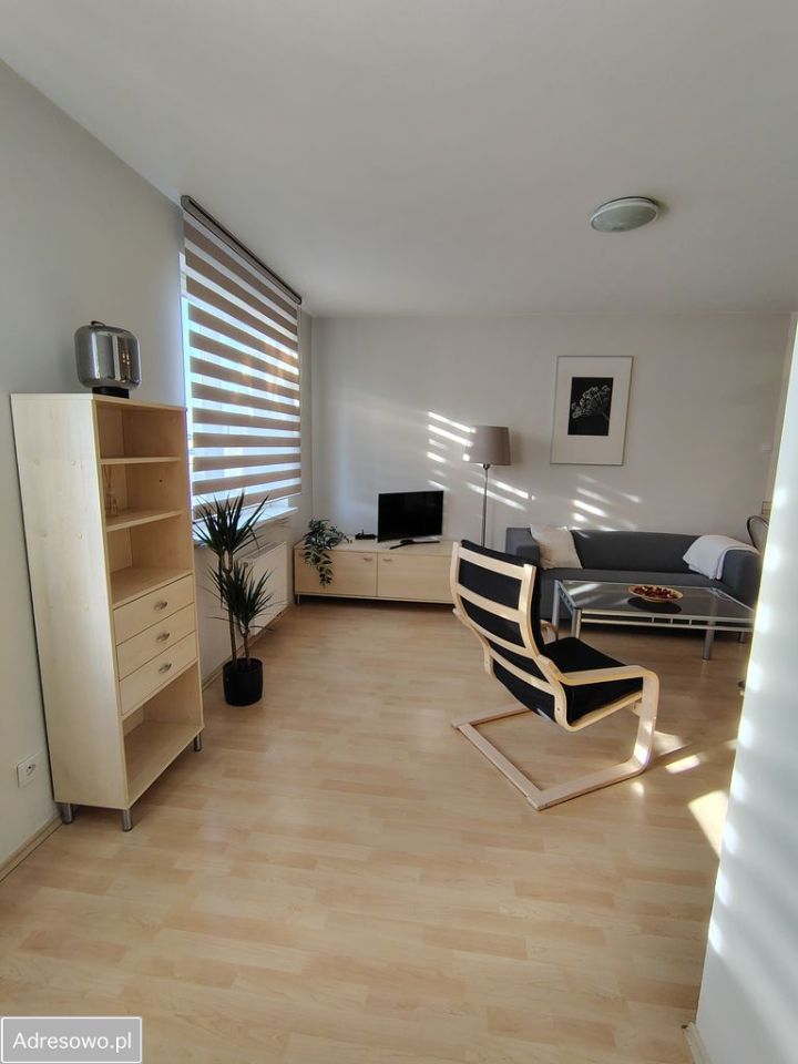 Mieszkanie 1-pokojowe Katowice Śródmieście, ul. Stanisława Fliegera. Zdjęcie 4