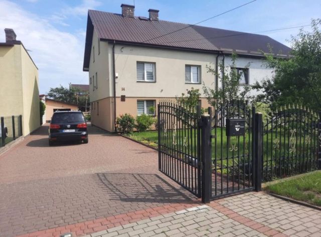 bliźniak, 5 pokoi Ciechanowiec. Zdjęcie 1