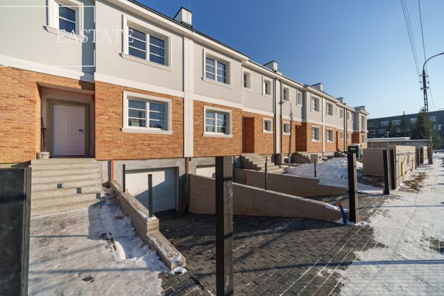 dom wolnostojący, 4 pokoje Warszawa Wawer. Zdjęcie 2