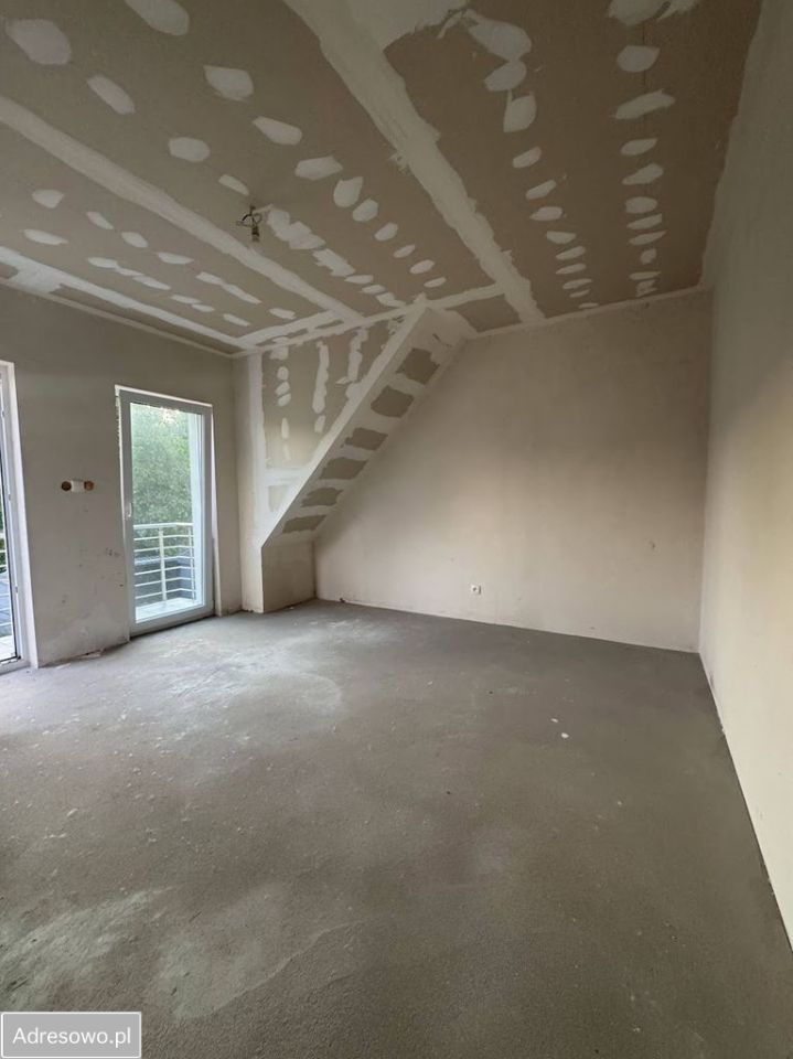 dom szeregowy, 4 pokoje Pruszcz Gdański, ul. Jaśminowa. Zdjęcie 2