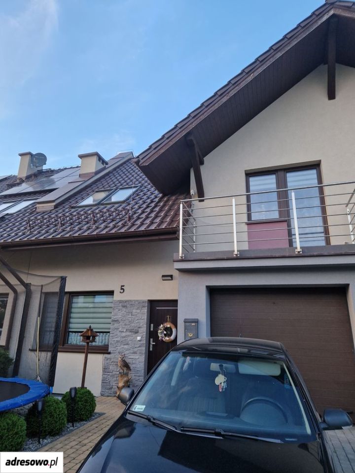 dom szeregowy, 3 pokoje Żukczyn, ul. Nad Kłodawą. Zdjęcie 1