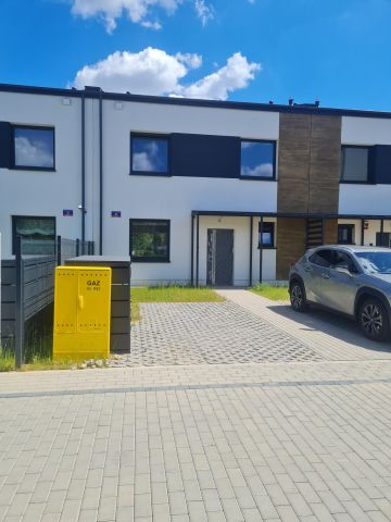 dom szeregowy, 4 pokoje Świdnik Centrum, ul. rotmistrza Witolda Pileckiego. Zdjęcie 1