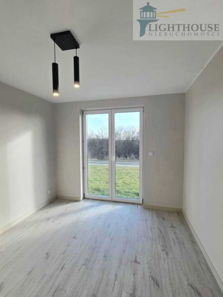 dom wolnostojący, 5 pokoi Zła Wieś. Zdjęcie 16