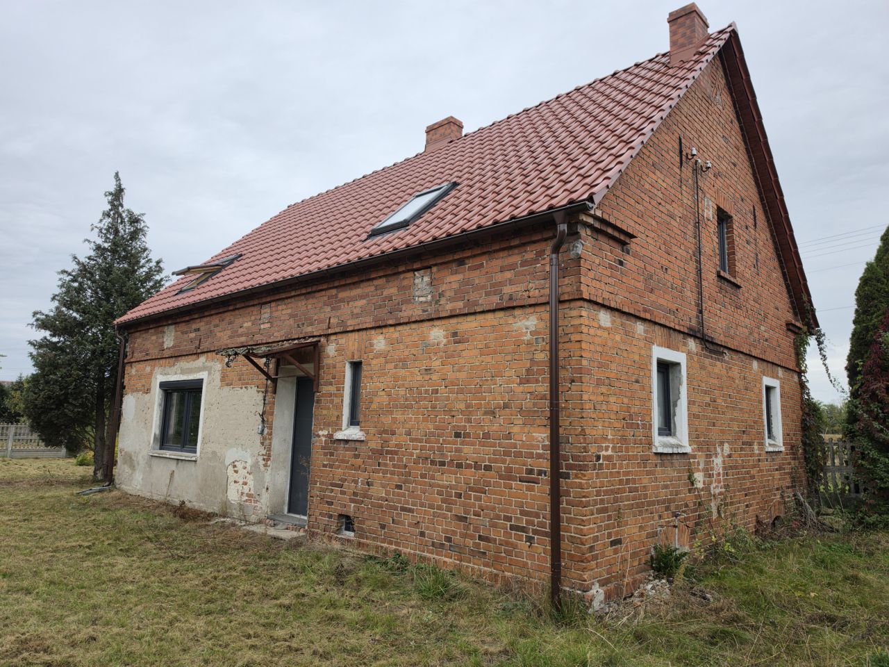 dom wolnostojący, 6 pokoi Wronów. Zdjęcie 3