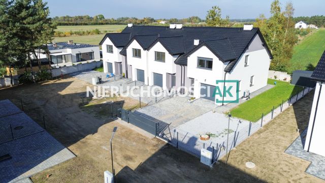 dom szeregowy, 4 pokoje Rumin, ul. Amarantowa. Zdjęcie 3