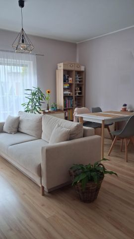 Mieszkanie 2-pokojowe Plewiska, ul. Tęczowa. Zdjęcie 1