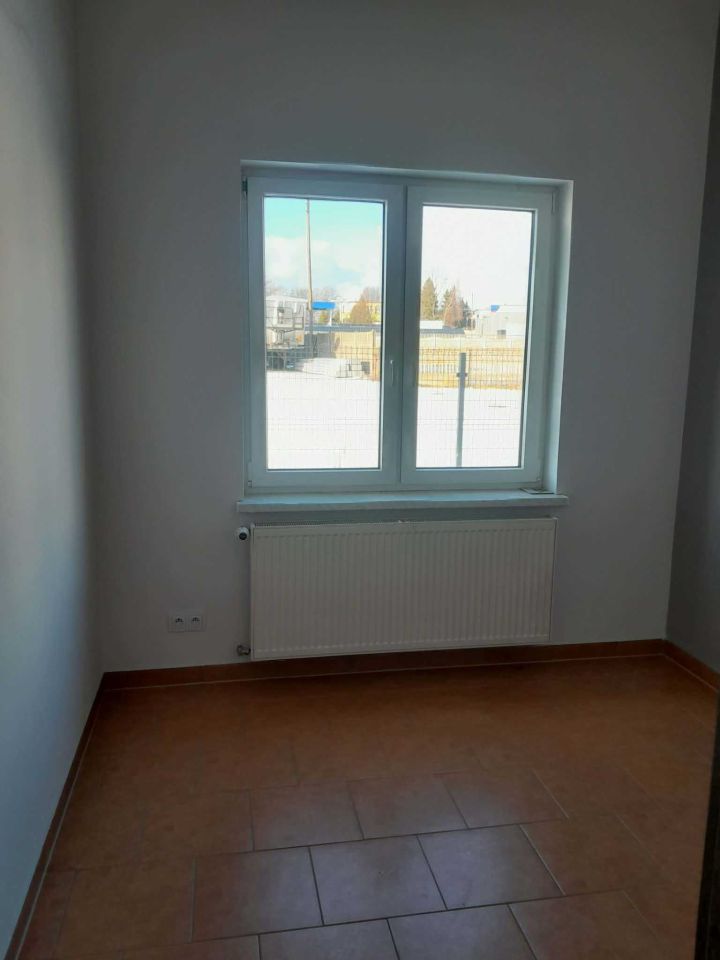 Hala/magazyn Konopnica. Zdjęcie 7