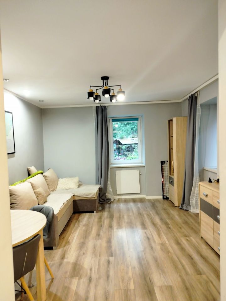 Mieszkanie 1-pokojowe Wałbrzych Stary Zdrój. Zdjęcie 1