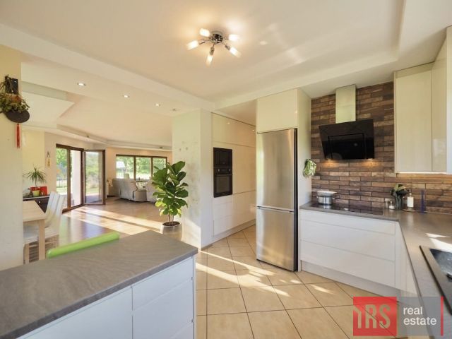 dom wolnostojący, 10 pokoi Dychów. Zdjęcie 7