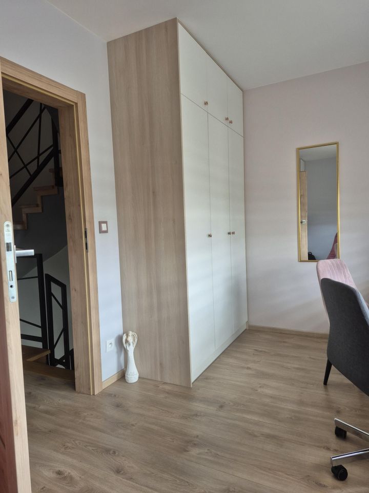 dom szeregowy, 4 pokoje Białystok Dziesięciny, ul. Pistacjowa. Zdjęcie 8