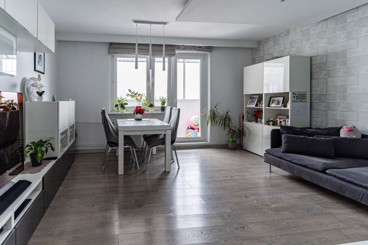 Mieszkanie 4-pokojowe Łódź Radogoszcz, Pstrągowa. Zdjęcie 2