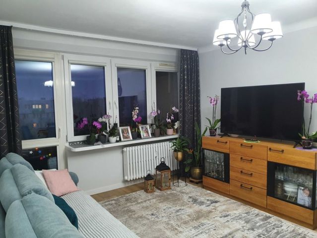 Mieszkanie 4-pokojowe Starachowice, al. Armii Krajowej. Zdjęcie 1