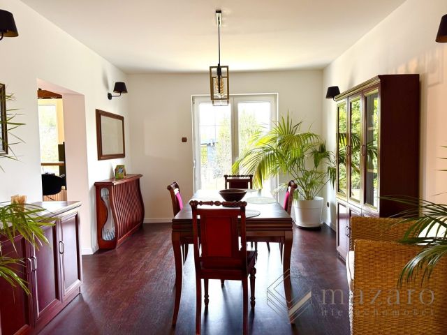 dom wolnostojący, 9 pokoi Zielonka. Zdjęcie 16