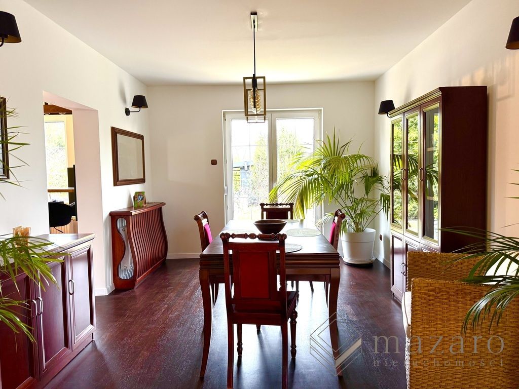 dom wolnostojący, 9 pokoi Zielonka. Zdjęcie 16