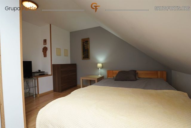 dom wolnostojący, 7 pokoi Kazimierza Wielka, ul. Krakowska. Zdjęcie 22