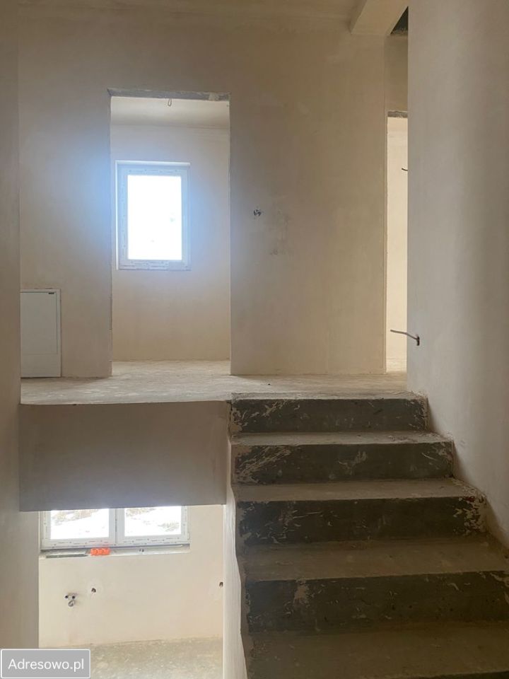 dom wolnostojący, 5 pokoi Jaktorów-Kolonia, ul. gen. Okulickiego. Zdjęcie 4