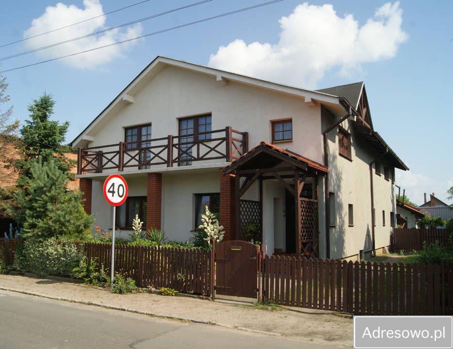 dom wolnostojący, 8 pokoi Jarocin, ul. Bolesława Chrobrego