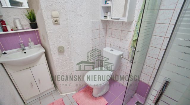 dom wolnostojący, 5 pokoi Łęczna, ul. Rynek III. Zdjęcie 14