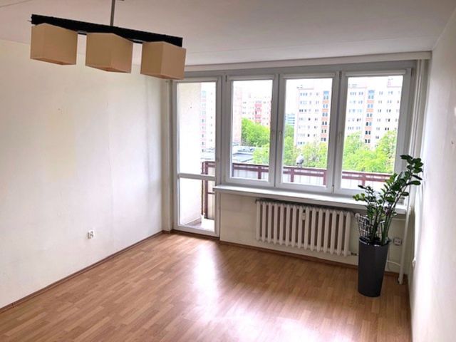 Mieszkanie 3-pokojowe Warszawa Wola, ul. Tadeusza Krępowieckiego. Zdjęcie 1