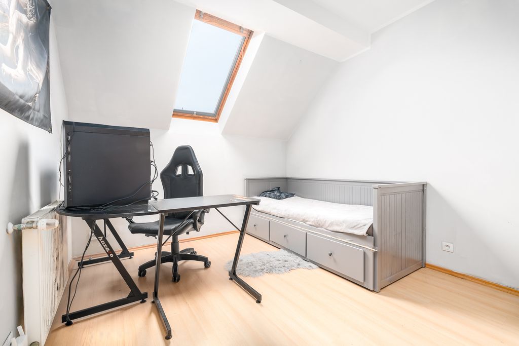 Mieszkanie 4-pokojowe Warzymice. Zdjęcie 9