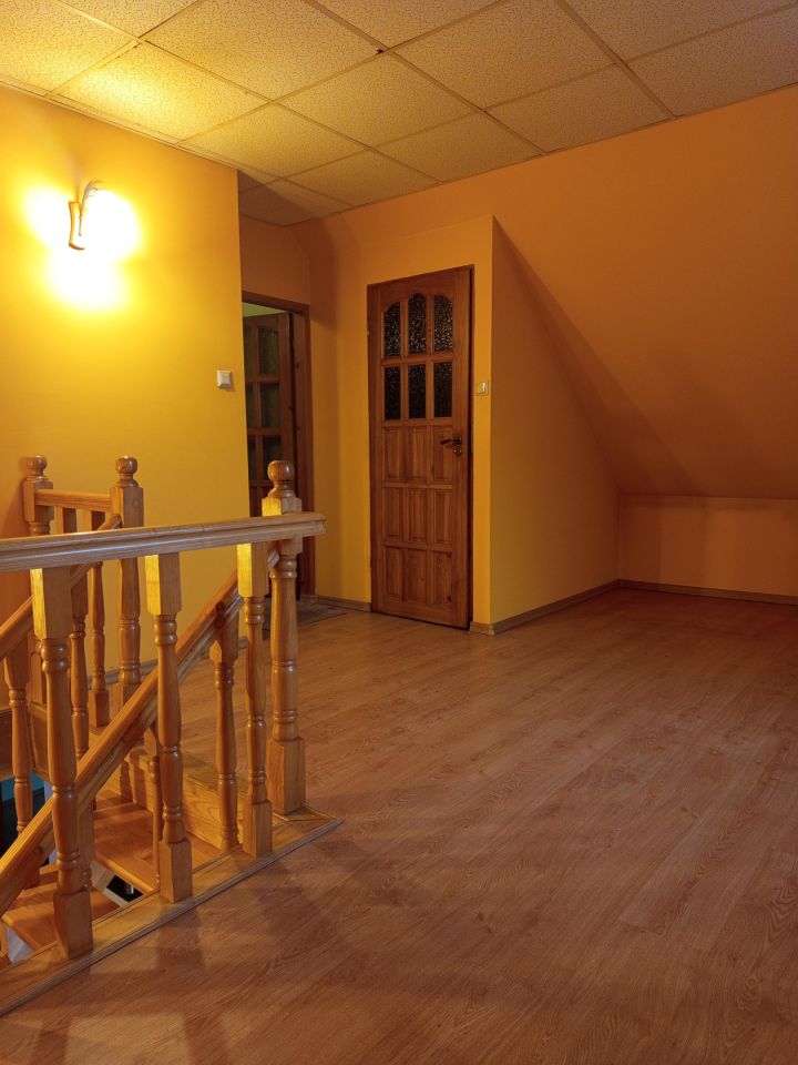 dom wolnostojący, 4 pokoje Płozy. Zdjęcie 18