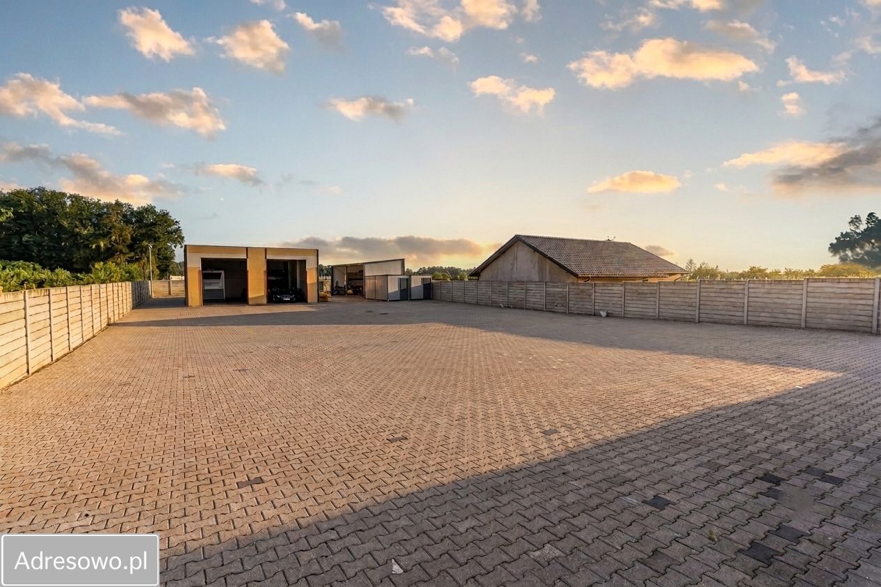 dom, 8 pokoi Grotów. Zdjęcie 17