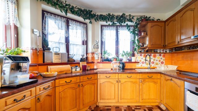 dom wolnostojący, 8 pokoi Kopaliny. Zdjęcie 20