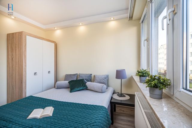 Mieszkanie 4-pokojowe Łódź Marysin, ul. Przemysłowa. Zdjęcie 1