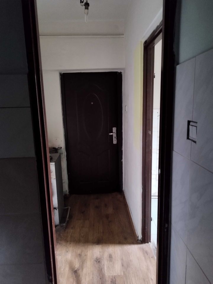 Mieszkanie 2-pokojowe Czernina. Zdjęcie 4