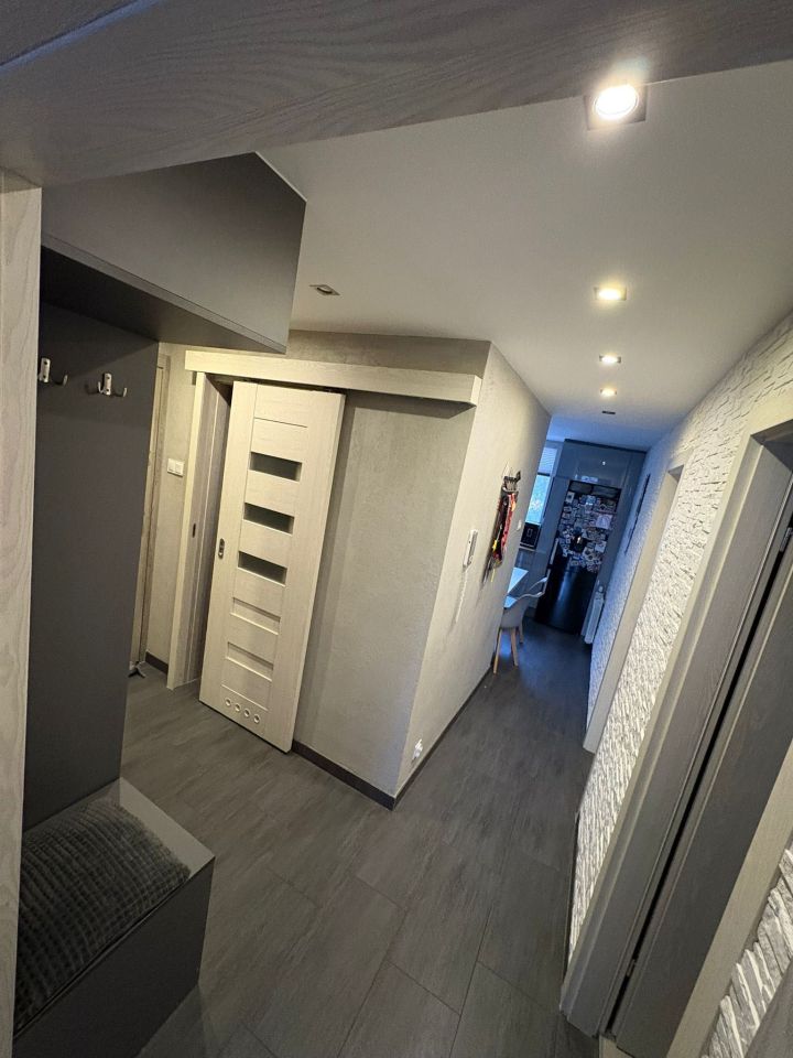 Mieszkanie 3-pokojowe Polkowice. Zdjęcie 3