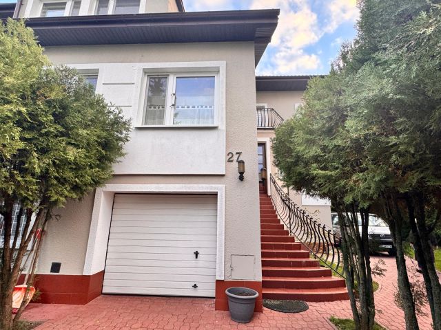 bliźniak, 7 pokoi Błonie Osiek, ul. Józefa Niemstaka. Zdjęcie 1