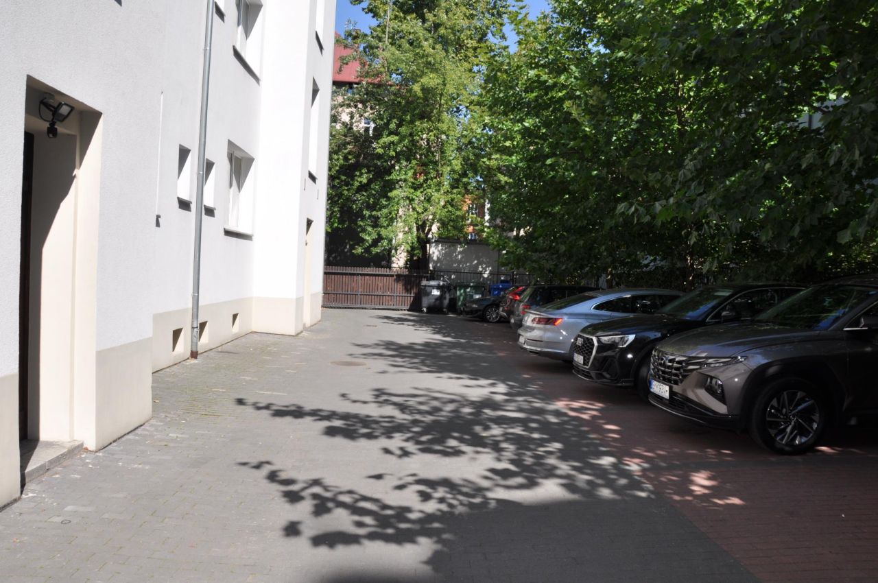 Mieszkanie 3-pokojowe Katowice Śródmieście, ul. Królowej Jadwigi. Zdjęcie 1