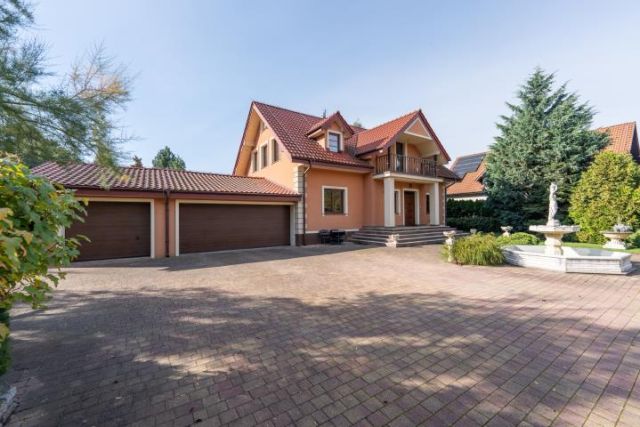 dom wolnostojący, 6 pokoi Żerniki Wrocławskie, ul. Miodowa. Zdjęcie 3