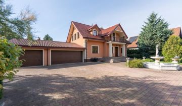 dom wolnostojący, 6 pokoi Żerniki Wrocławskie, ul. Miodowa