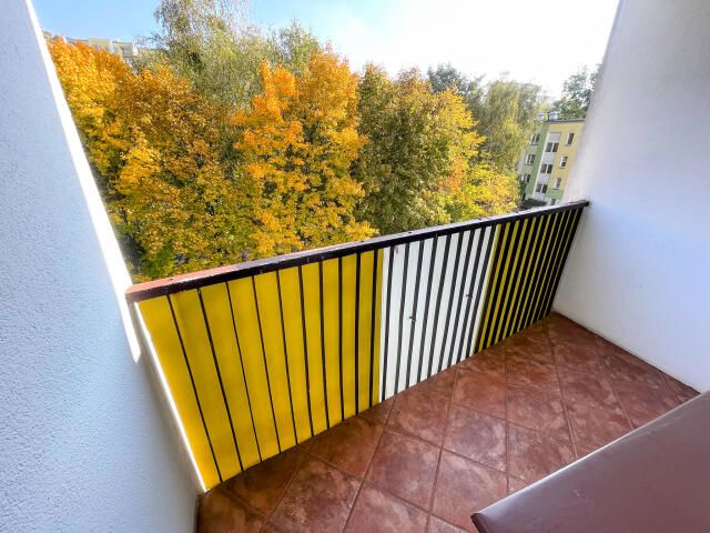 Mieszkanie 4-pokojowe Warszawa Bemowo, ul. Karabeli. Zdjęcie 3