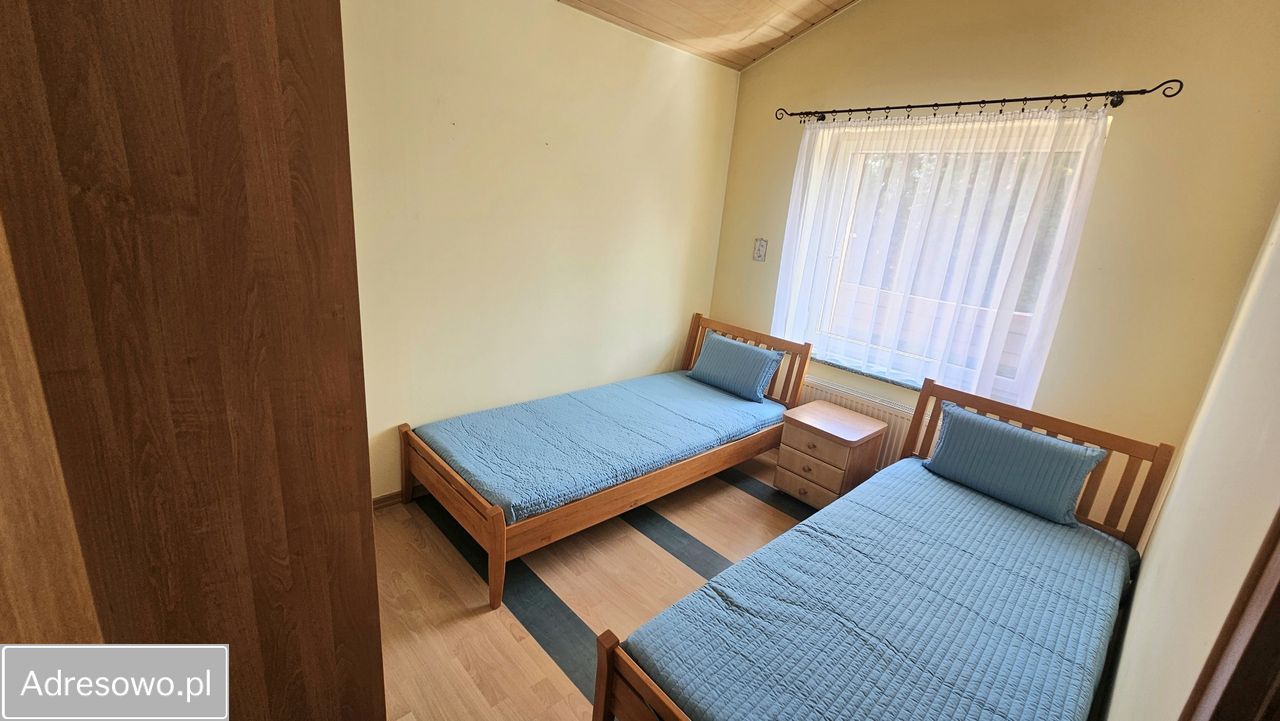 dom szeregowy, 5 pokoi Syców. Zdjęcie 12