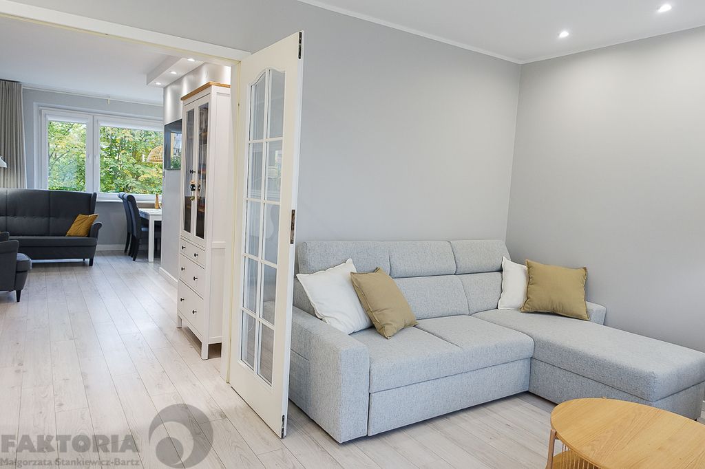 Mieszkanie 4-pokojowe Szczecin, ul. Jasna. Zdjęcie 1