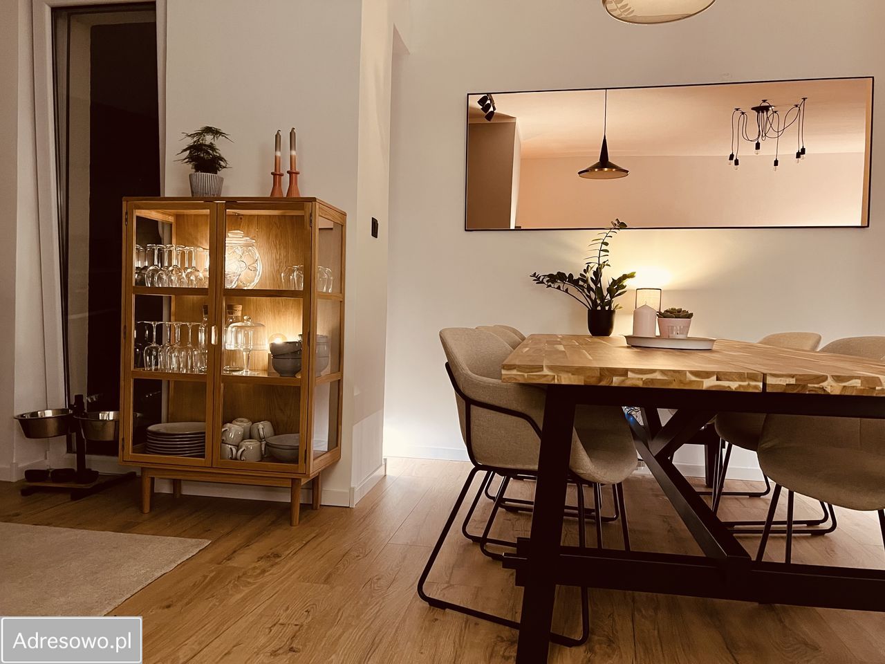 dom wolnostojący, 4 pokoje Laski Małe. Zdjęcie 5