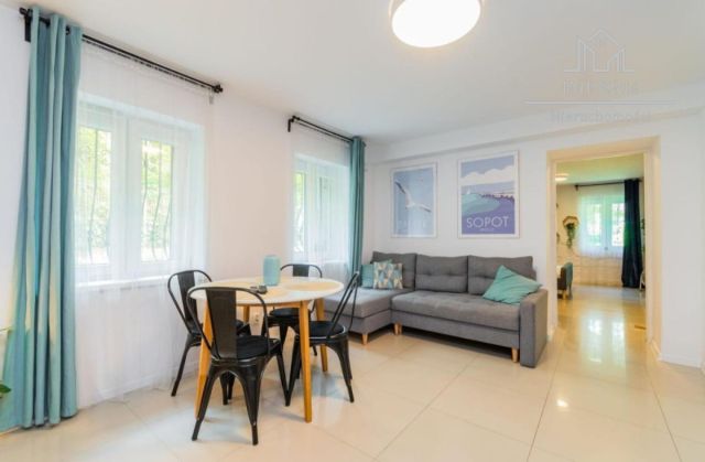 Mieszkanie 3-pokojowe Sopot, ul. Helska. Zdjęcie 2