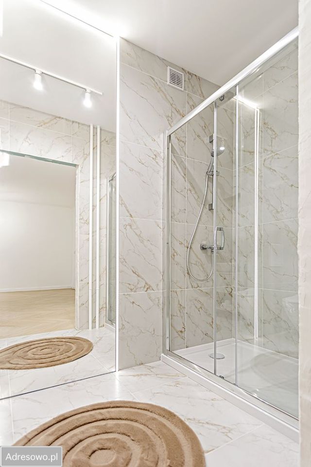 Mieszkanie 2-pokojowe Warszawa Wola, al. Jana Pawła II. Zdjęcie 3