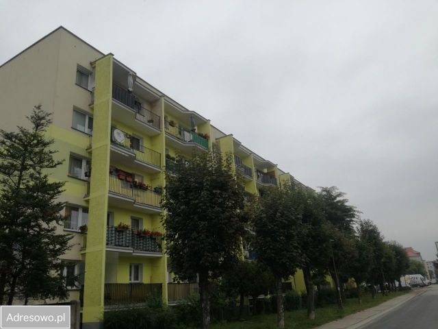 Mieszkanie 3-pokojowe Ostrów Wielkopolski, ul. Komuny Paryskiej. Zdjęcie 1