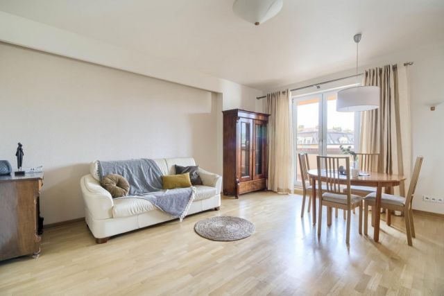 Mieszkanie 4-pokojowe Warszawa Ursynów, ul. Kazimierza Jeżewskiego. Zdjęcie 1